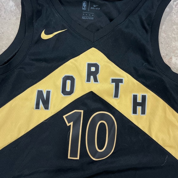 Toronto Raptors city jerseys - Picture 3 of 8